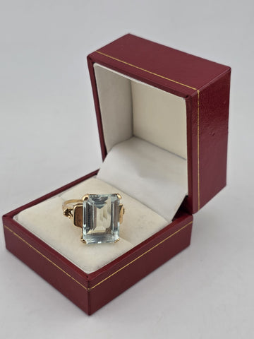 Vintage 1960's 14K Solid Gold Large Emerald Cut Blue Topaz Ring Sz 7.25 Cocktail