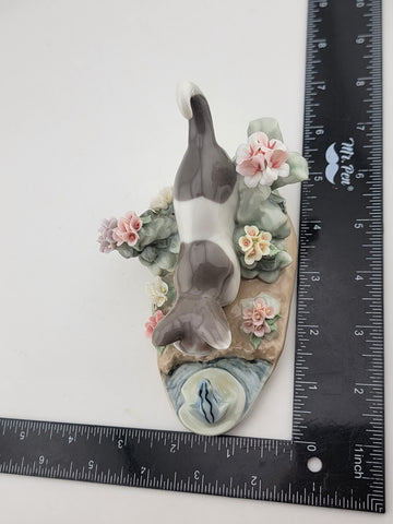 Retired Lladro Spain #1442 Kitty Confrontation Porcelain Playful Cat & Frog 1983