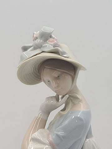 Vintage Large Lladro Retired Stunning Mint Condition Perfect #4850 Esthetic Pose