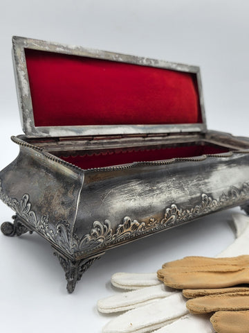 1890's Victorian Simpson Hall Miller Quadruple Plate Glove Box Velvet Lined Box