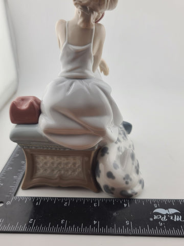 Lladro Porcelain Figurine #5466 Chit Chat Girl On Phone With Dog Dalmatian Spain