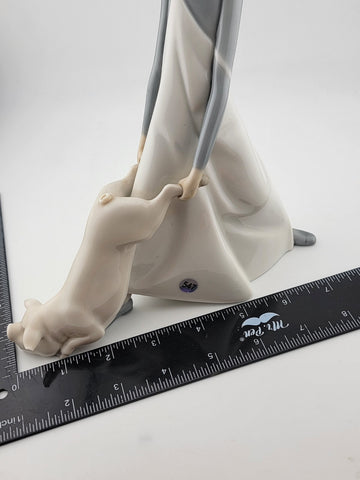 Vintage Lladro "Cook In Trouble" Boy With Pig #4608 Matte Finish. VG Cond.