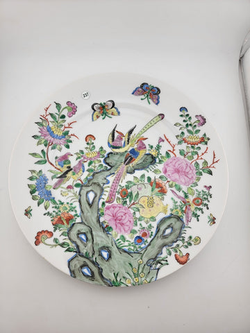 vintage Chinese hand painted CPC MADE IN MACAU Plate. Minor Chip
