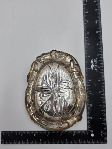Antique Art Nouveau Sterling Silver Repousse Leaf Vine Bonbon Dish 115.7g