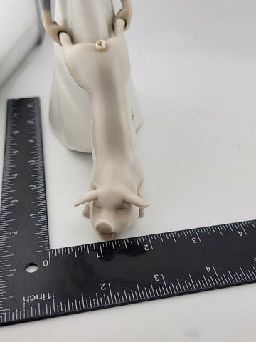 Vintage Lladro "Cook In Trouble" Boy With Pig #4608 Matte Finish. VG Cond.