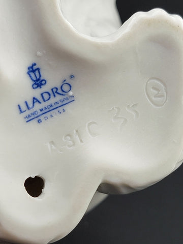 Vintage Lladro Daisa Polar Bear Porcelain Figurine Hand Made in Spain