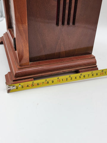 BEAUTIFUL ESKA WIND UP ESKA SHELF MANTEL CLOCK BRAZIL WESTMINSTER CHIMES. As-is.