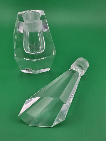 GORGEOUS ELEGANT LARGE ART DECO FACETED CRYSTAL PERFUME PERFUME/SCENT BOTTLE.