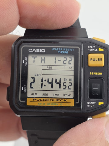 Ultra Rare Vtg Casio JP-100W Pulse Check digital watch 1987 First Pulse Watch