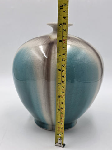 Vtg Chinese Jingdezhen Xing Song Art Pottery Turquoise Crackle Glaze Vase 9”