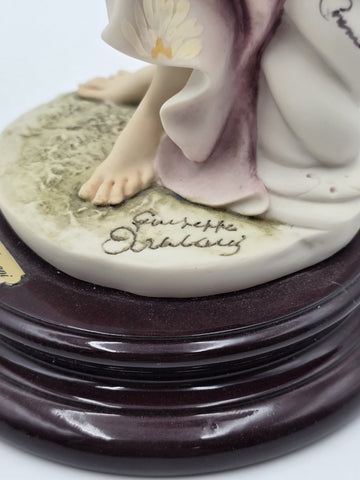 Giuseppe Armani Florence "Flora" 212C 1994 Hand Signed Porcelain Figurine w/ Box