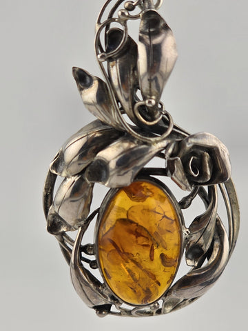 Antique Heavy Mid Century 925 Sterling Silver & Baltic Amber Pendant& Necklace.