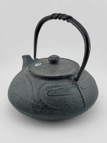 Vintage Kotobuki Black Cast Iron Dragonfly Teapot with Strainer and Trivet Japan