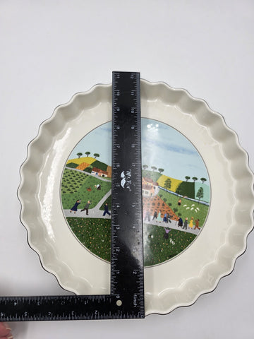 Villeroy & Boch Naif Wedding Scene Large, Crimped Body Tart Baking Dish