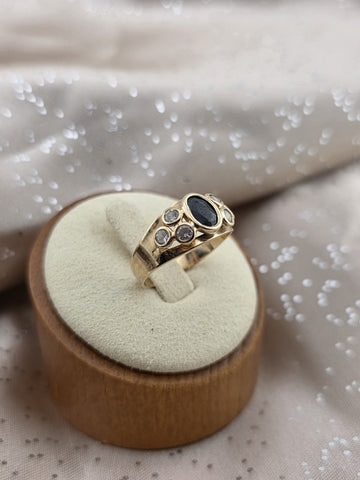 Vintage 14K Gold Italy Black Onyx White CZ Ring Bezel Cluster Band Size 6.5