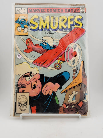Vintage Original Smurfs #1 Dec 1982 Marvel Comic Books. Ungraded.