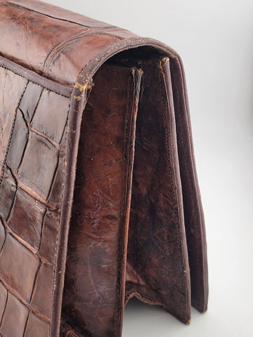 Antique Fabulous Caramel 1940's-50's Genuine Hornback Alligator Purse.