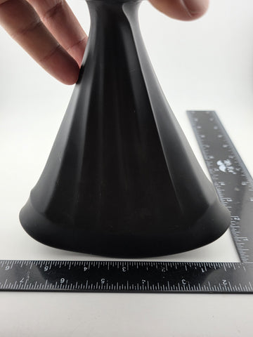 RARE VINTAGE TIFFIN ELEGANT BLACK SATIN GLASS RIBBED FAN VASE. 7" Tall.