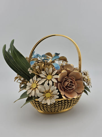 Vintage 1977 Gloria Vanderbilt Flowers of the Seasons Summer Boquet Metal Basket