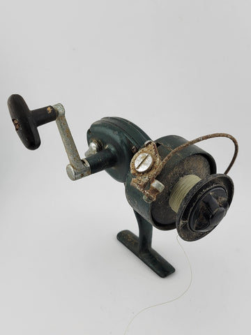 Vintage Collectible South Bend 730A Spinning Fishing Reel. Rough Condition.