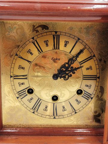 BEAUTIFUL ESKA WIND UP ESKA SHELF MANTEL CLOCK BRAZIL WESTMINSTER CHIMES. As-is.