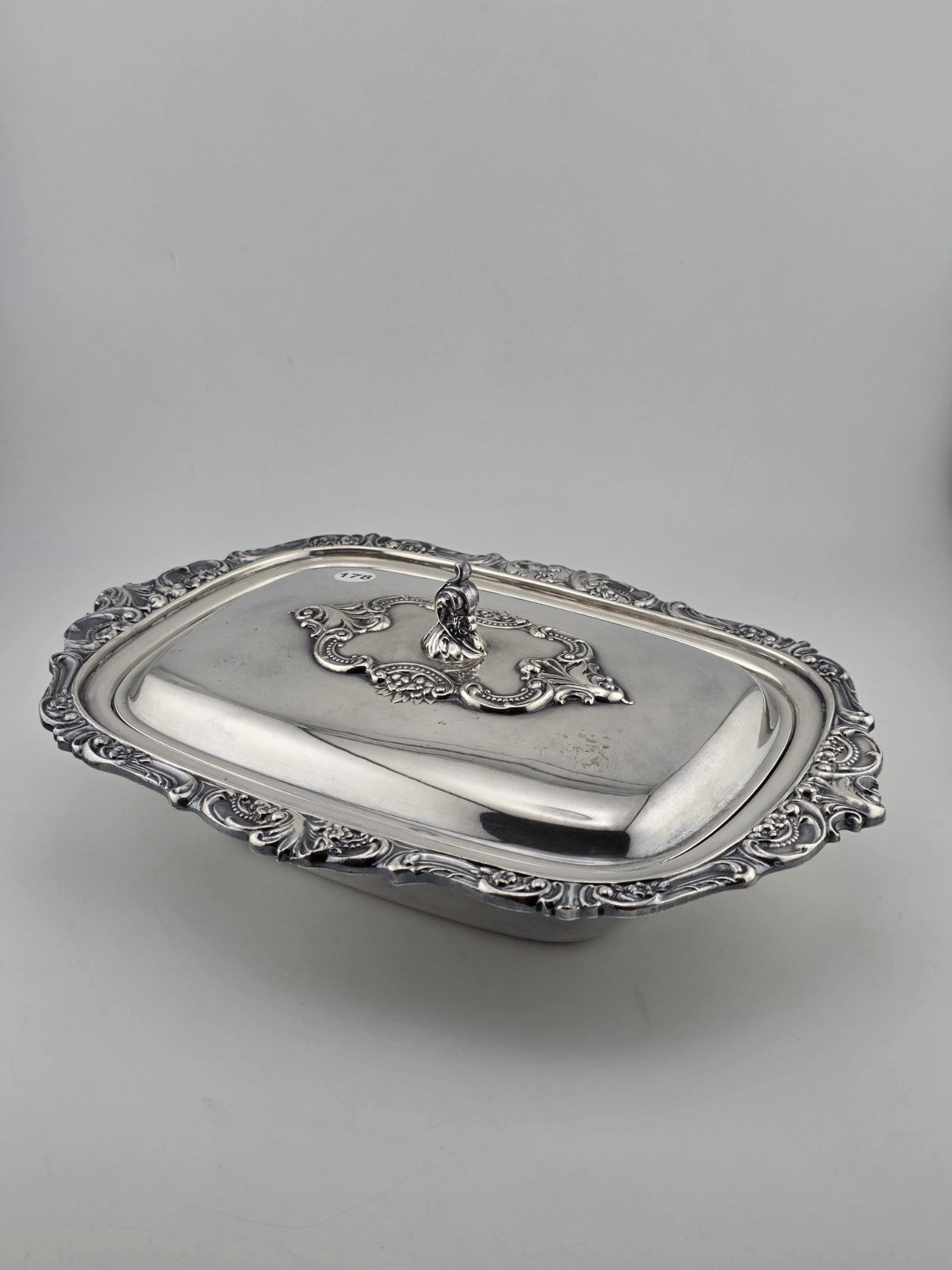 Antique Wallace Baroque Silverplate Covered Vegetable Dish Casserole Ornate Lid