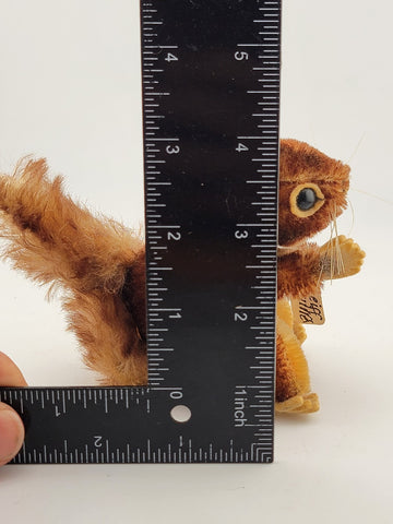 Extremey Rare Collectible Antique Steiff "Perri" the Squirrel 4" Tall. C 1950's.