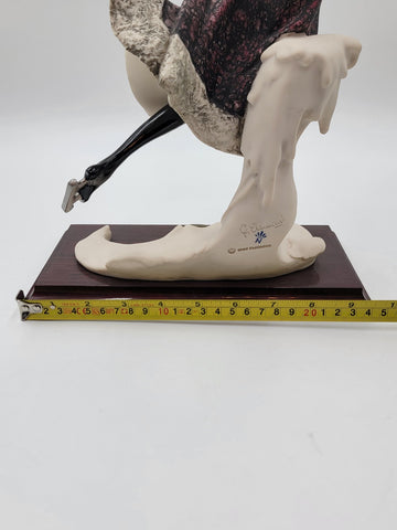 G.Armani Figurine Skating Lady Winter Capodimonte Sculpture Art 0542C New In Box