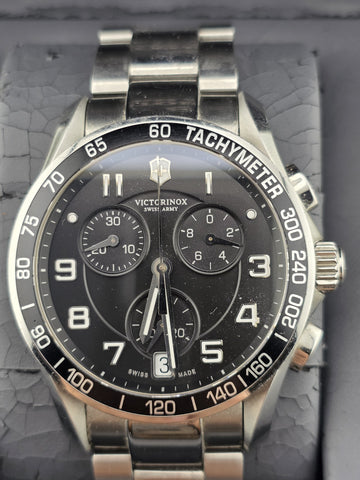 Victorinox Swiss Army Sapphire Chronograph Mens Watch w Box & Links. New Battery