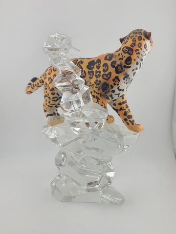 LEOPARD Porcelain Figurine Germany Lead Crystal Cliff Sculpture FRANKLIN MINT 8”
