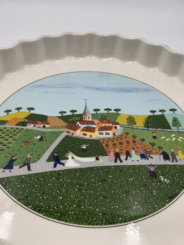 Villeroy & Boch Naif Wedding Scene Large, Crimped Body Tart Baking Dish