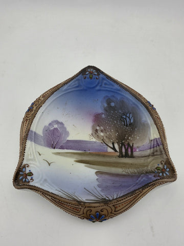 ANTIQUE ART NOUVEAU C1920 UNIQUE TRIANGULAR NIPPON DISH/HAND PAINTED W GOLD TRIM
