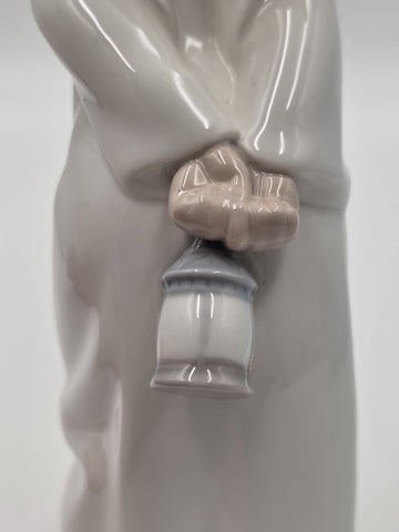 Lladro #4960 Curious Angel With Lantern Porcelain Figurine Spain Original Box