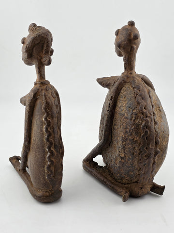 Rare Antique Pair Of Sitting Ethnic Tribal Women Bronze figure Dogon Mali Africa