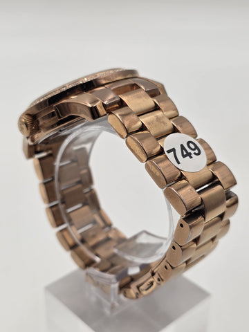 Michael Kors MK5494 Rose Gold Watch Mother of Pearl Dial Crystal Bezel 42mm Runs