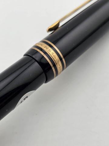 Montblanc 149 Fountain Pen, Tri-color 18C Broad Nib, late 1960s-Exc Condition