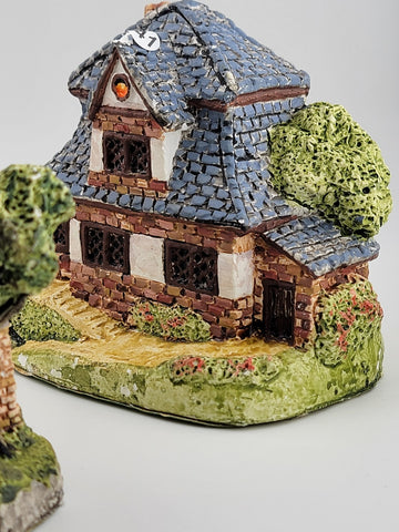 Lot Of 3 Vintage English Cottages- Made In Taiwan - Christmas Gift Idea