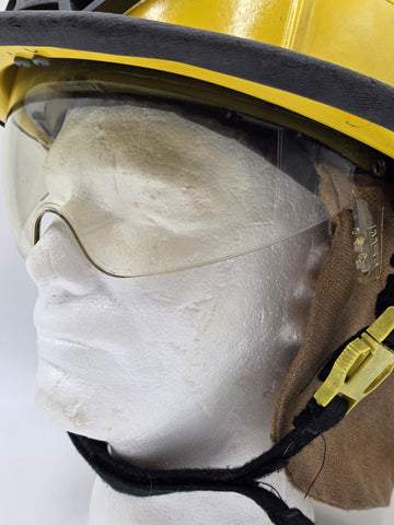Vintage MSA Cairns 1044 2015 Yellow Firefighter Helmet Front Visor No Scratch