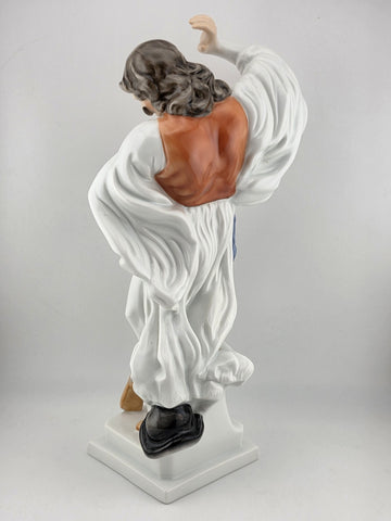VINTAGE HEREND, FOLKLORE DANCING RASCAL MAN, HANDPAINTED PORCELAIN FIGURINE. VG.