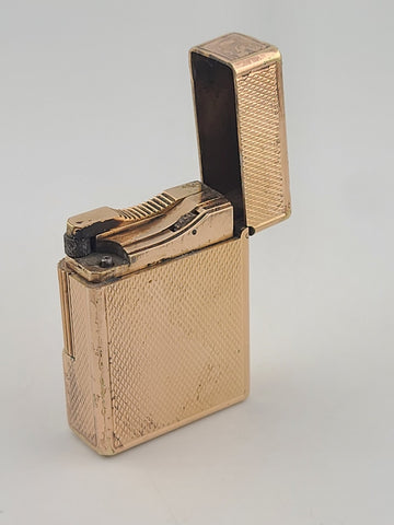 Vintage Small S.T. Dupont Paris Ligne 1 Mesh Pattern Gold Plated Gas Lighter.