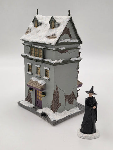 Hawthorne Village Harry Potter Slug & Jiggers McGonagall COA Lighted NEW. Works