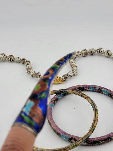 Vintage Elegent Set Of Cloisonne Accessories 2 Bracelets, Necklace & Nail Guard.