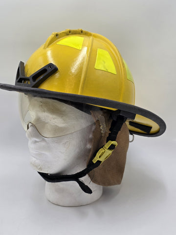 Vintage MSA Cairns 1044 2015 Yellow Firefighter Helmet Front Visor No Scratch