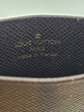 100% Authentic Louis Vuitton Brown Leather Men's Cigar Travel Storage Case.