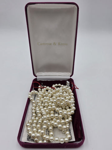 Vtg Long CAMROSE + KROSS JACQUELINE KENNEDY JBK 3 STRAND GLASS PEARL NECKLACE