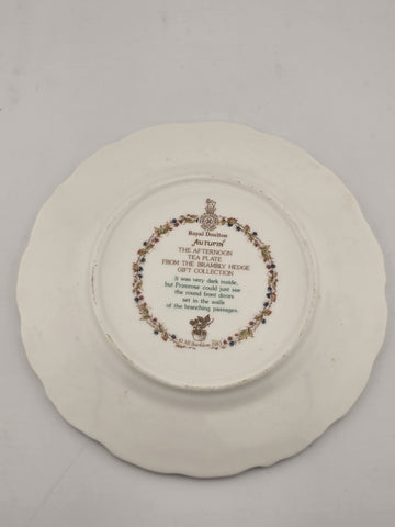Collectible Royal Doulton Brambly Hedge Autumn Teacup/Coffee Mug & dessert plate