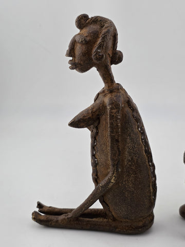 Rare Antique Pair Of Sitting Ethnic Tribal Women Bronze figure Dogon Mali Africa