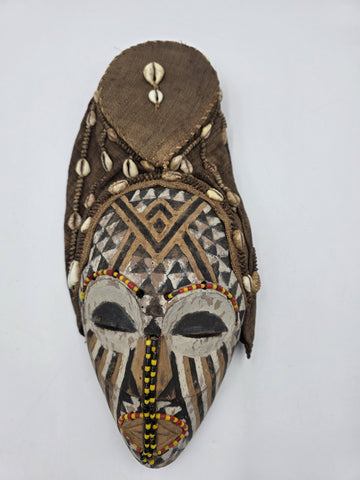 Rare Antique Kuba Ngaady a Mwaash Wooden Mask Shells Breads Congo African Art