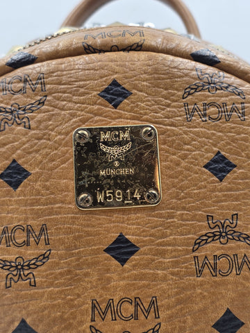 Rare MCM Stark Side & Top Studs Backpack In Cognac Visetos Coated Canvas W5914