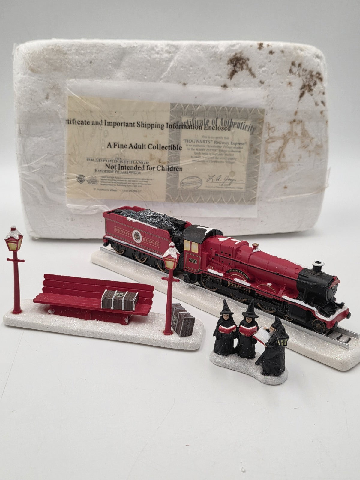 Hawthorne Village Harry Potter Hogwarts Railway Express Train Bench COA B4196